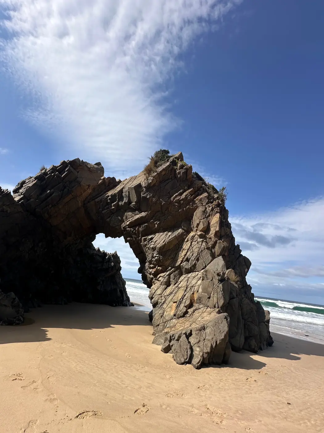 BRAZALETE BRUNY ARCH location